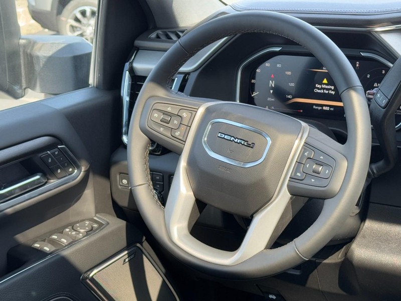 GMC Sierra 3500HD Vehicle Image 08