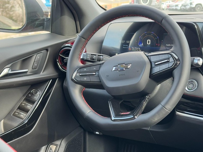 Chevrolet Equinox Vehicle Image 08