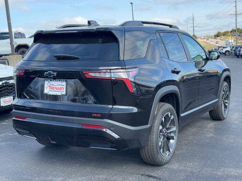 Chevrolet Equinox Vehicle Image 04