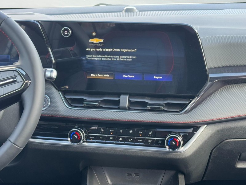 Chevrolet Equinox Vehicle Image 09