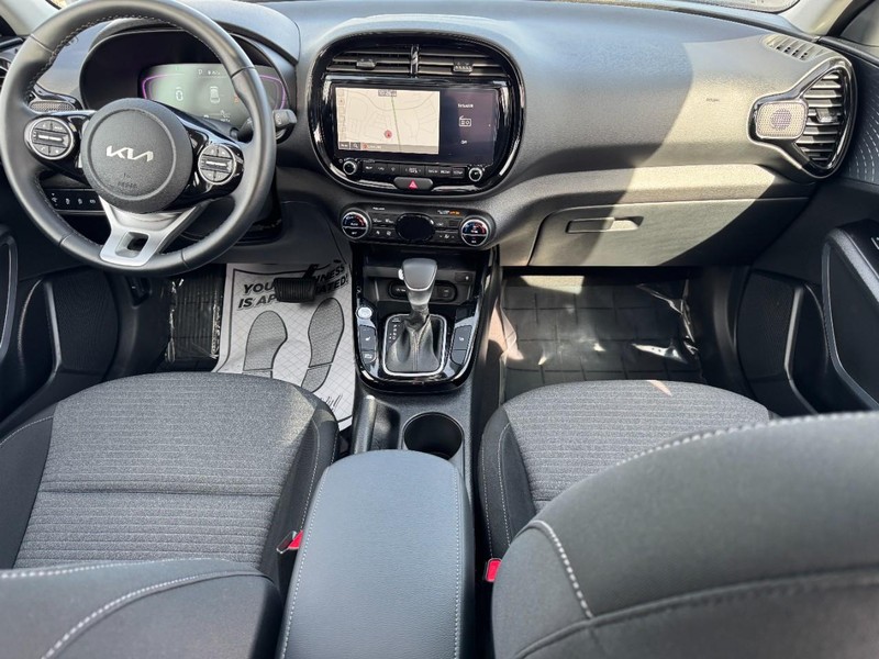 Kia Soul Vehicle Image 11