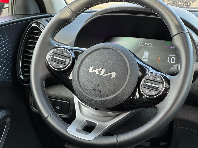 Kia Soul Vehicle Image 12
