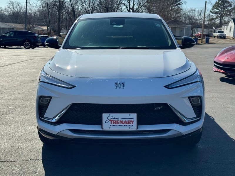 Buick Envista Vehicle Image 09