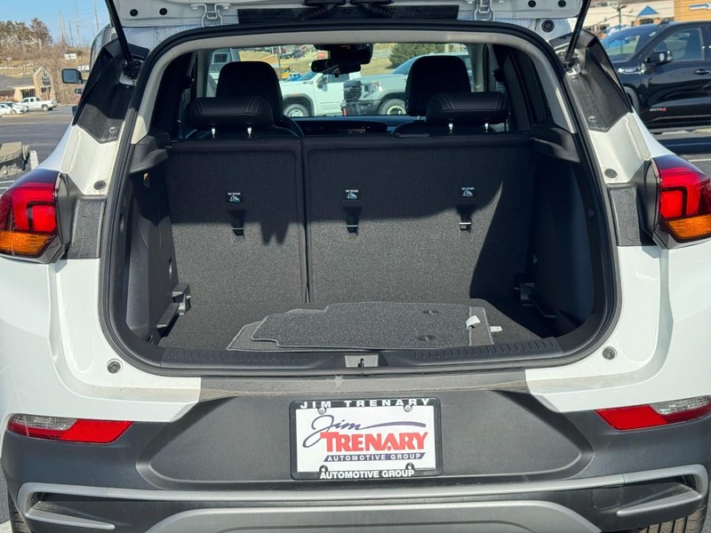 Buick Encore GX Vehicle Image 04