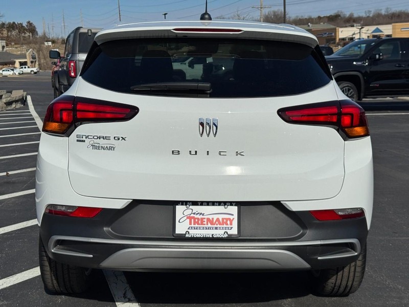 Buick Encore GX Vehicle Image 05