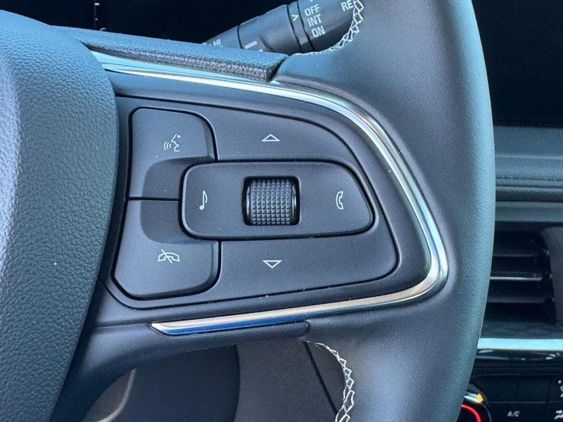 Buick Encore GX Vehicle Image 18