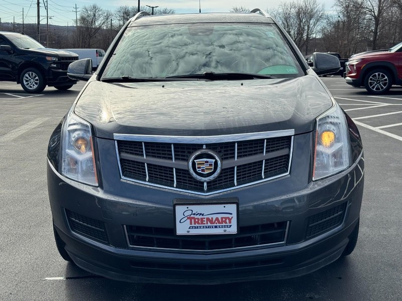 Cadillac SRX Vehicle Full-screen Gallery Image 09