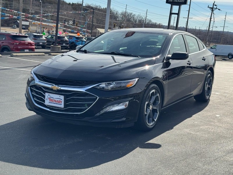 Chevrolet Malibu Vehicle Image 08