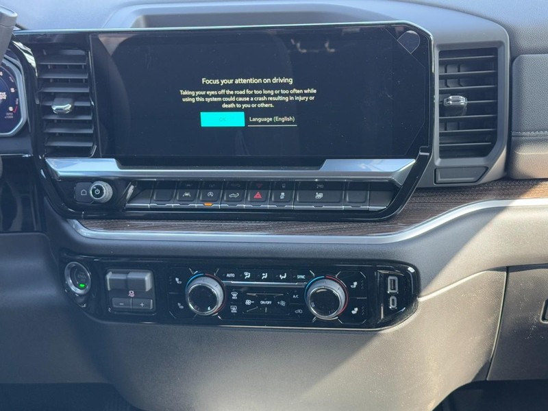 Chevrolet Silverado 1500 Vehicle Image 09