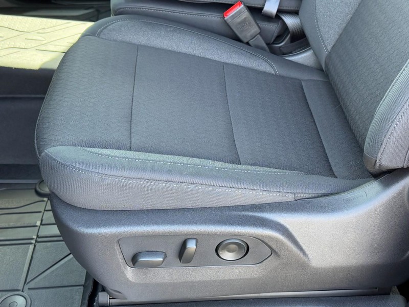 Chevrolet Silverado 1500 Vehicle Image 15