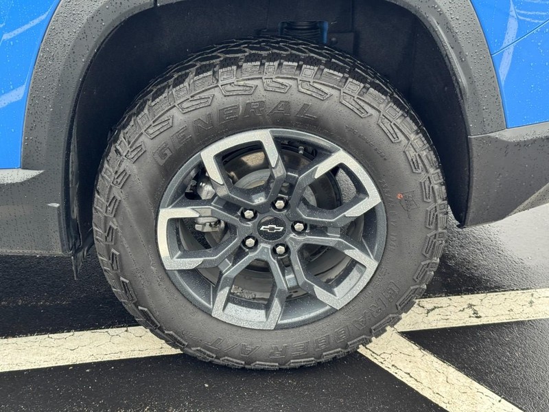 Chevrolet Equinox Vehicle Image 06