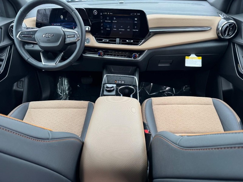 Chevrolet Equinox Vehicle Image 10