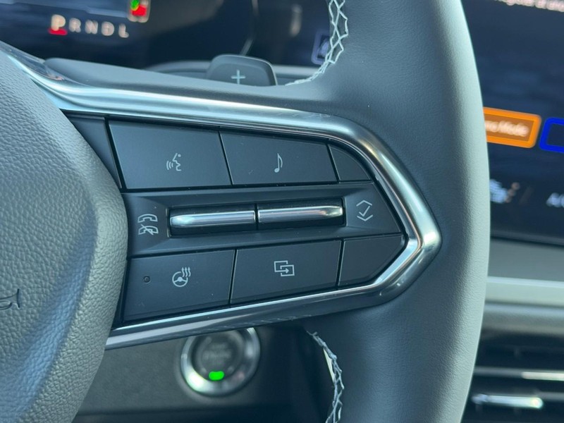 Chevrolet Traverse Vehicle Image 13