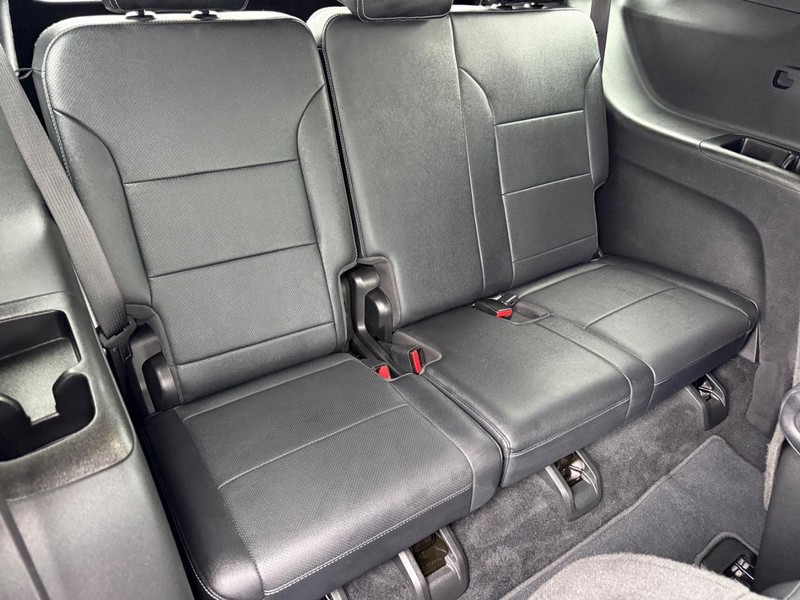 Chevrolet Traverse Vehicle Image 11