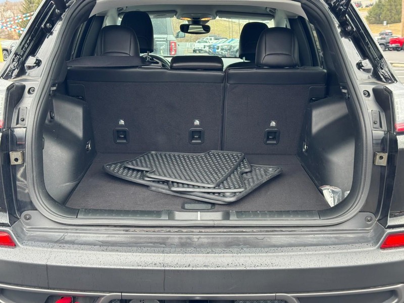 Jeep Cherokee Vehicle Image 04