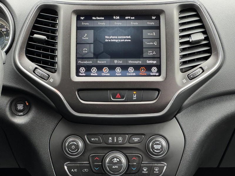 Jeep Cherokee Vehicle Image 13