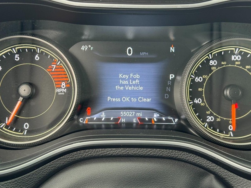 Jeep Cherokee Vehicle Image 20