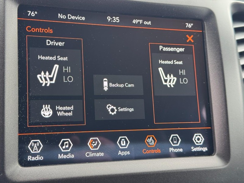 Jeep Cherokee Vehicle Image 21