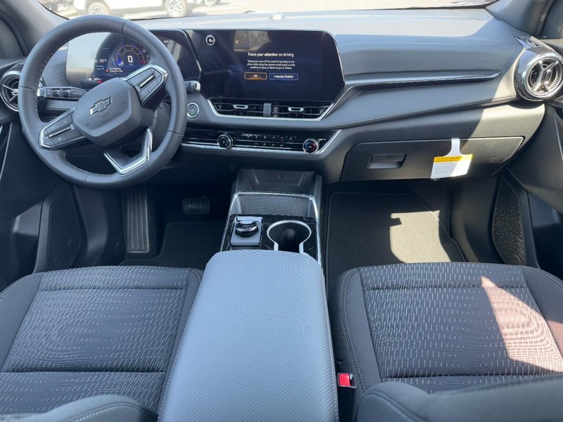 Chevrolet Equinox Vehicle Image 07