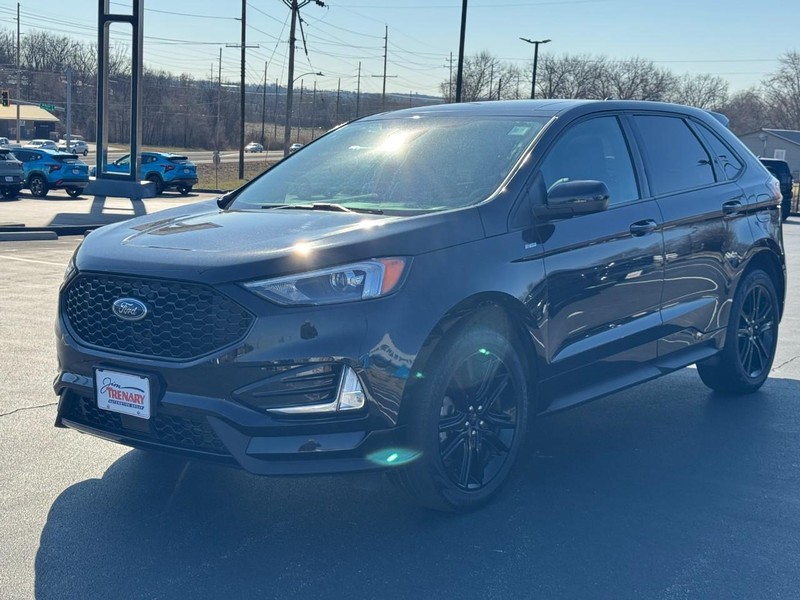 Ford Edge Vehicle Image 08