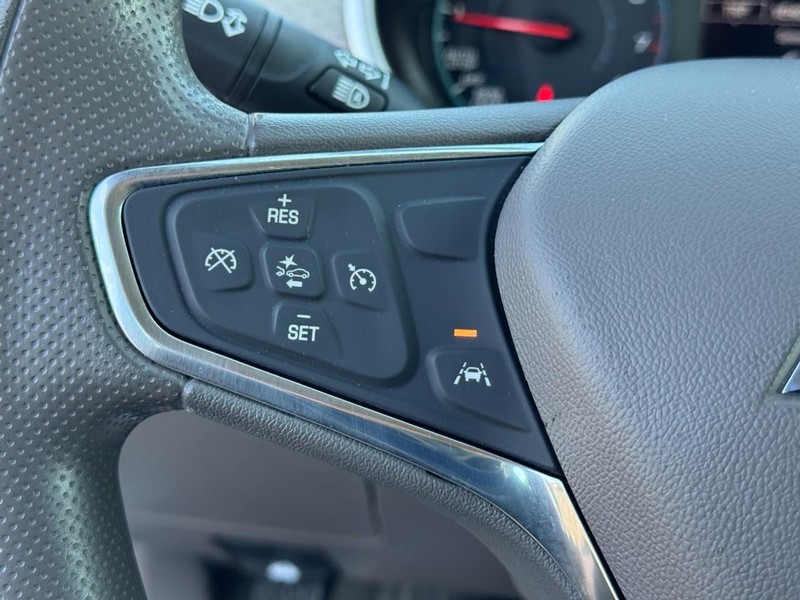 Chevrolet Malibu Vehicle Image 17