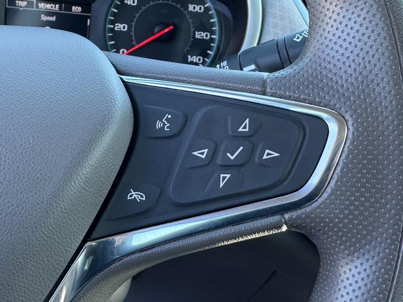 Chevrolet Malibu Vehicle Image 18