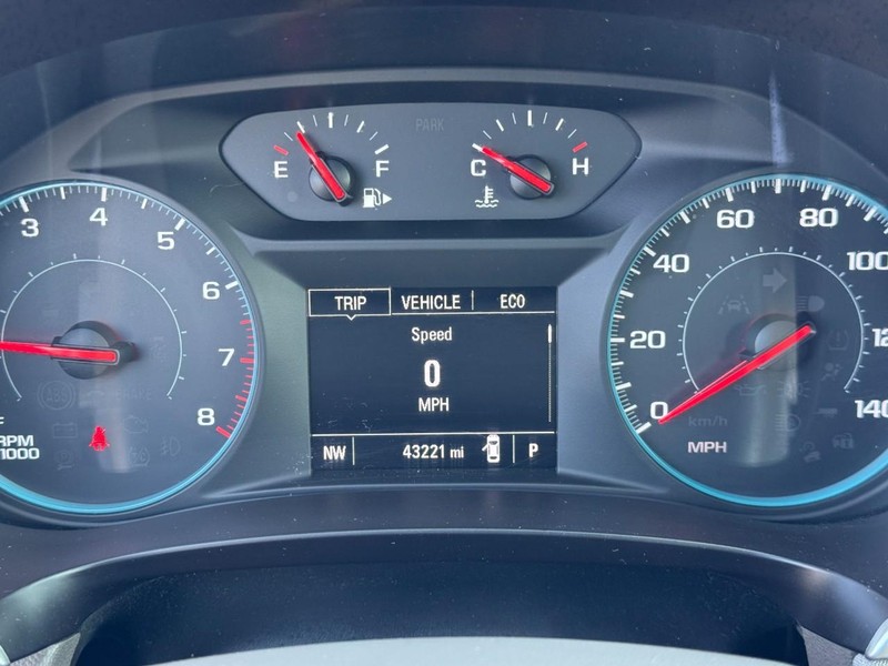 Chevrolet Malibu Vehicle Image 19