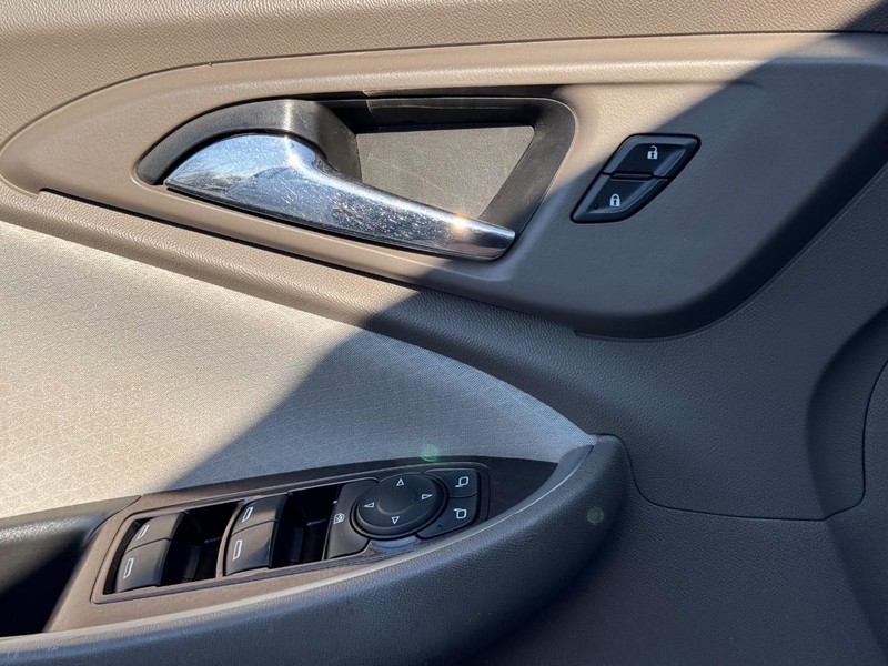 Chevrolet Malibu Vehicle Image 20