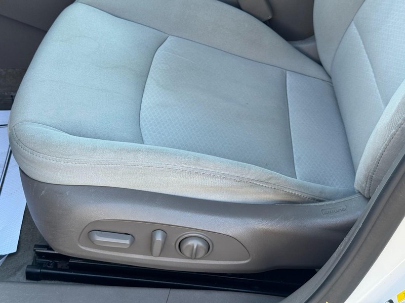 Chevrolet Malibu Vehicle Image 21