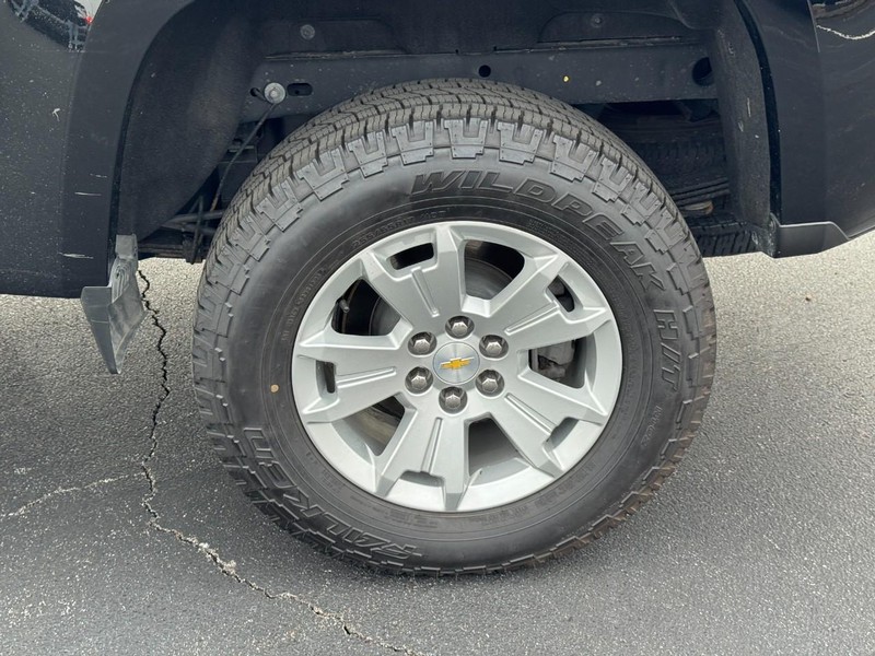 Chevrolet Colorado Vehicle Image 06