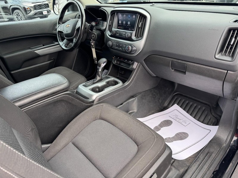 Chevrolet Colorado Vehicle Image 10