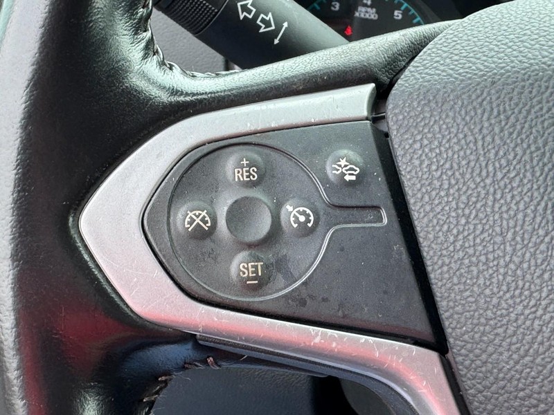 Chevrolet Colorado Vehicle Image 14