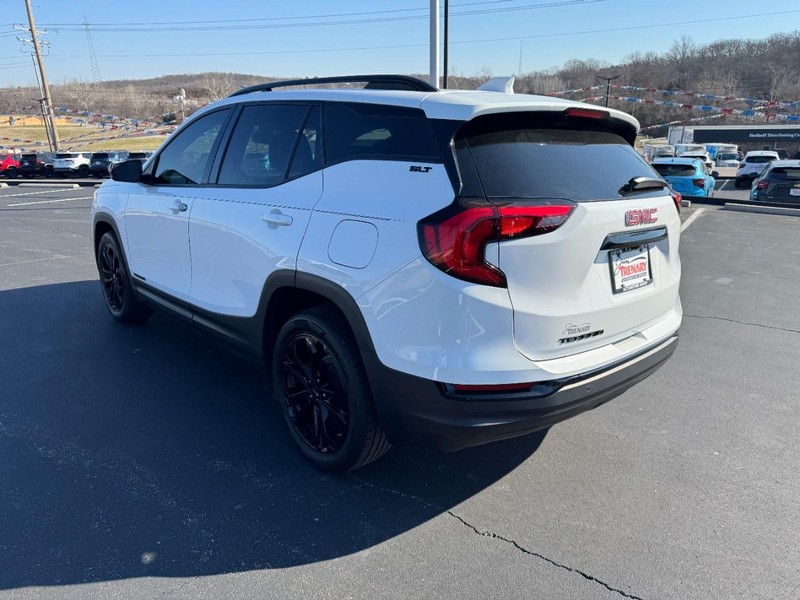 GMC Terrain Vehicle Image 06