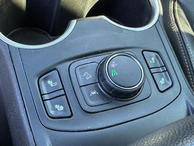 GMC Terrain Vehicle Image 22