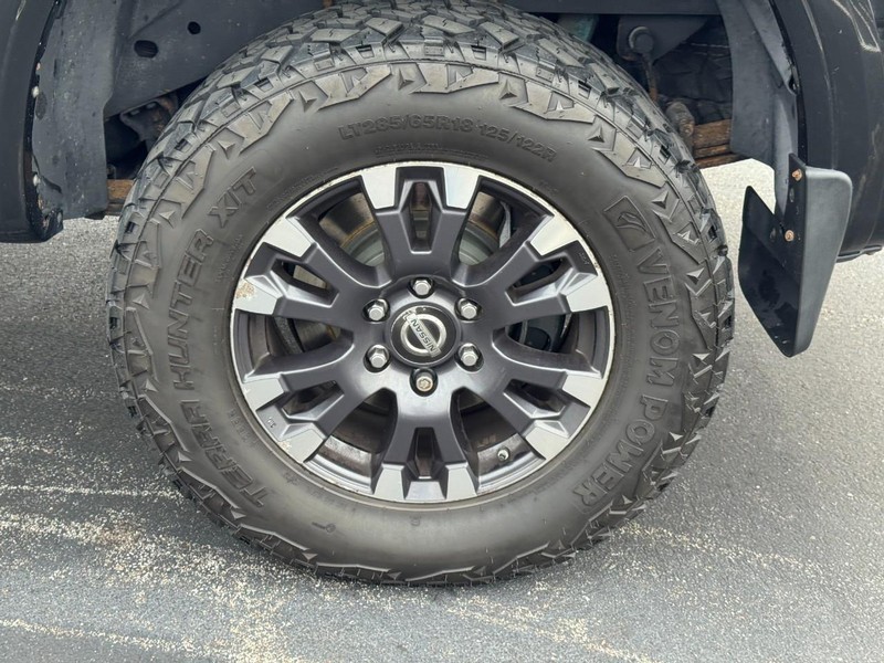 Nissan Titan XD Vehicle Image 07