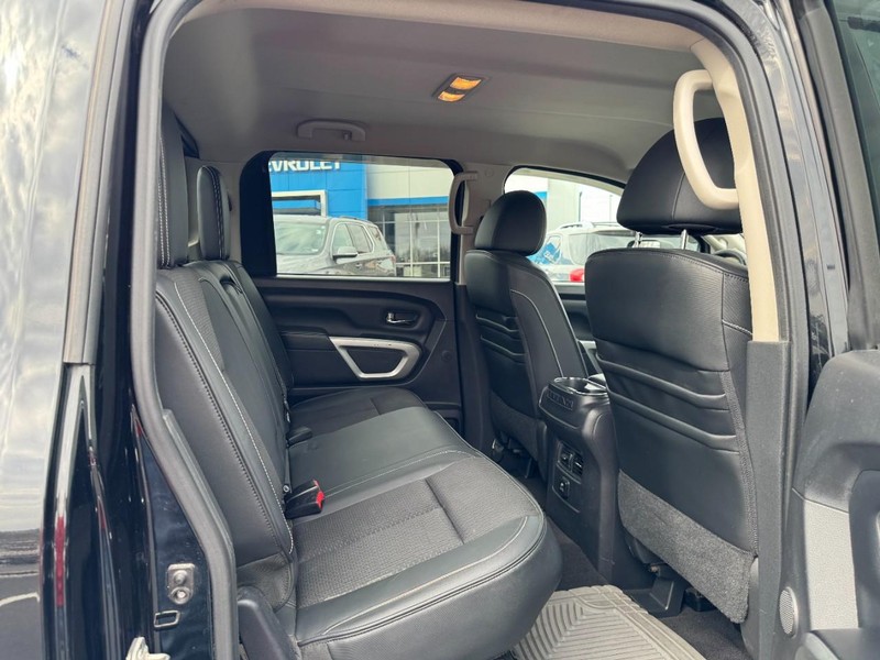 Nissan Titan XD Vehicle Image 10