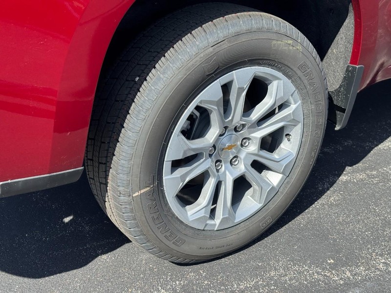 Chevrolet Silverado 1500 Vehicle Image 05