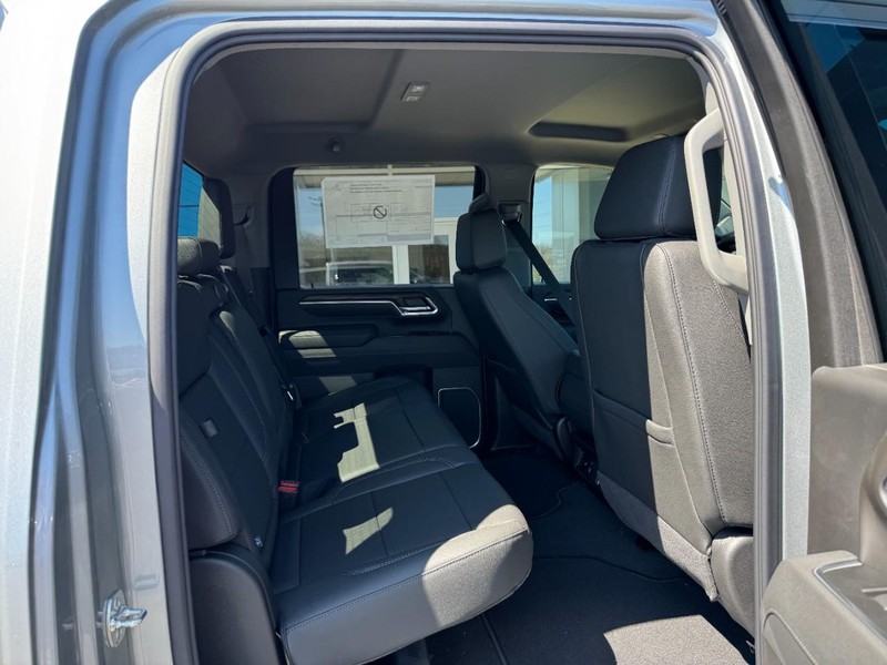 GMC Sierra 2500HD Vehicle Image 06