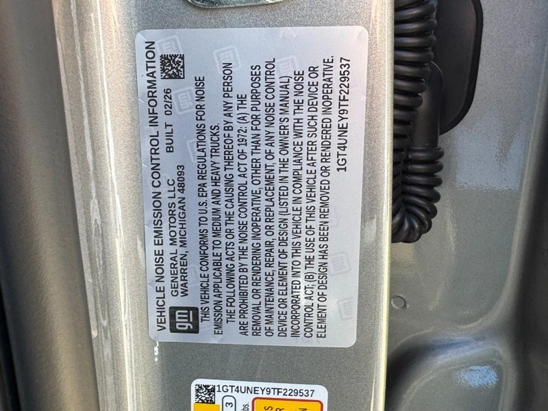 GMC Sierra 2500HD Vehicle Image 17