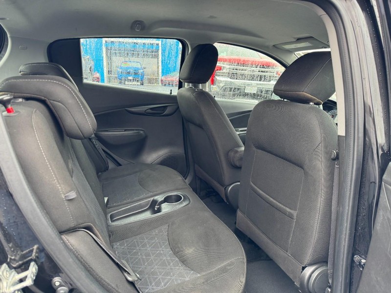 Chevrolet Spark Vehicle Image 10