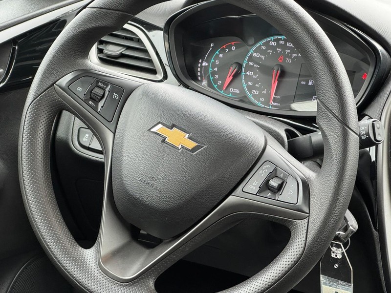 Chevrolet Spark Vehicle Image 12