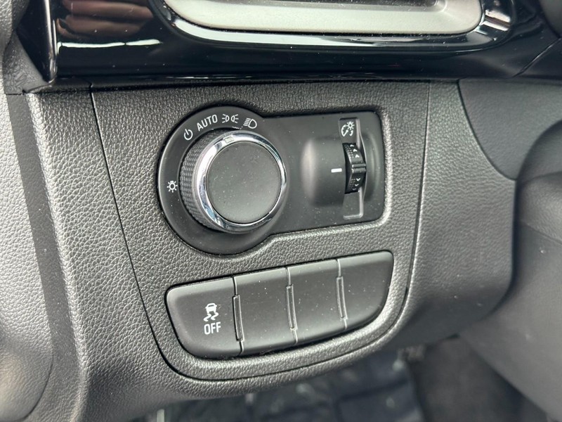 Chevrolet Spark Vehicle Image 16