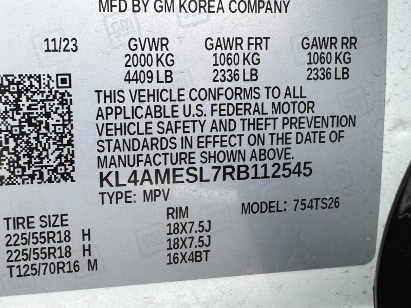 Buick Encore GX Vehicle Full-screen Gallery Image 23
