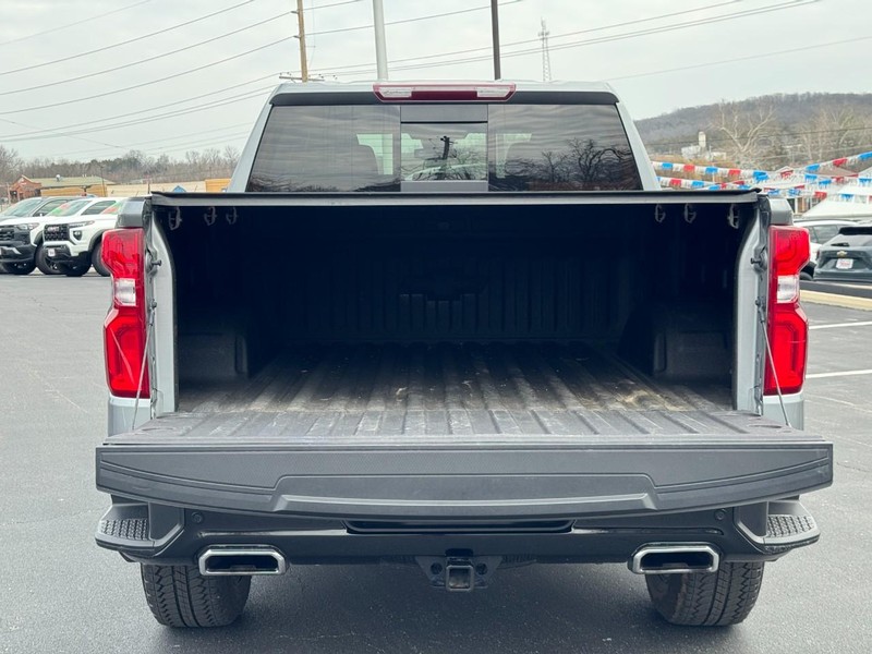 Chevrolet Silverado 1500 Vehicle Image 04