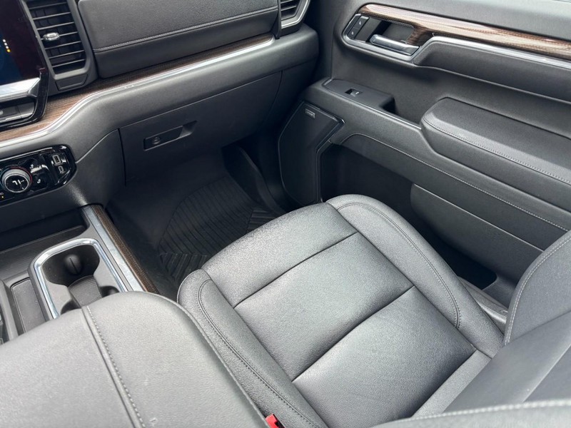 Chevrolet Silverado 1500 Vehicle Image 15