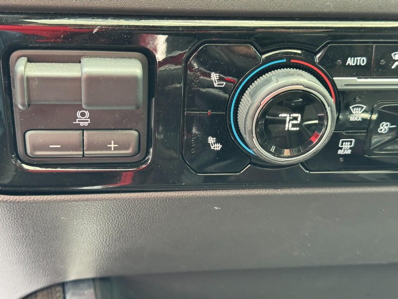 Chevrolet Silverado 1500 Vehicle Image 22