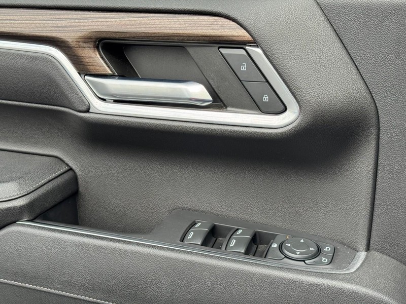 Chevrolet Silverado 1500 Vehicle Image 23