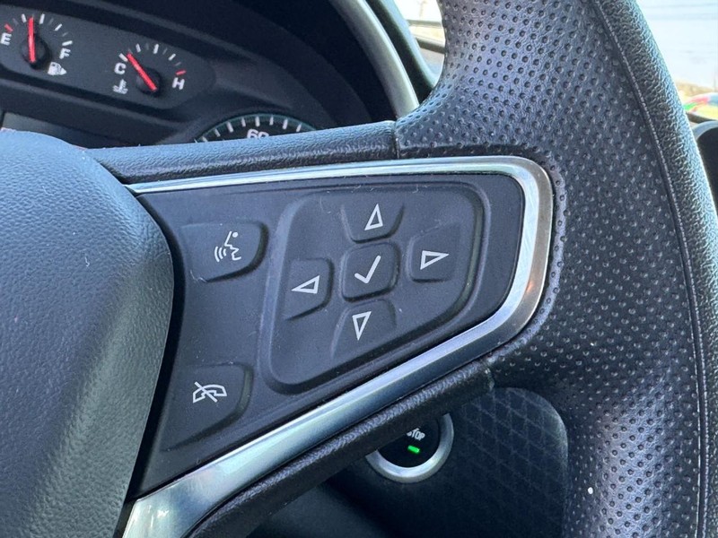 Chevrolet Malibu Vehicle Image 17