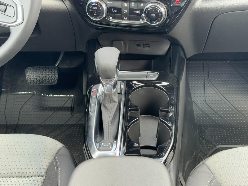 Chevrolet Trax Vehicle Image 10