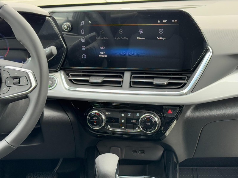 Chevrolet Trax Vehicle Image 09